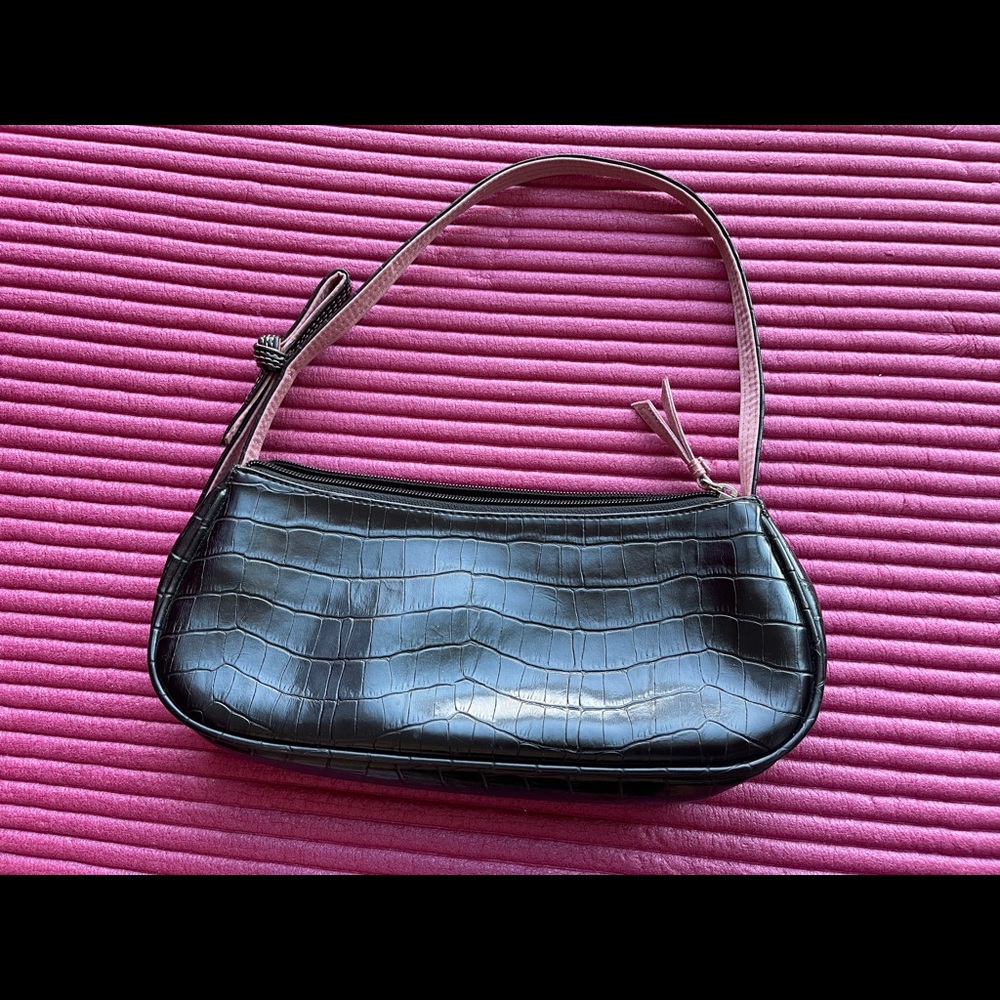 Purse - Picture 3 of 3